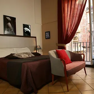 Caravaggio 4*, Napels Italië